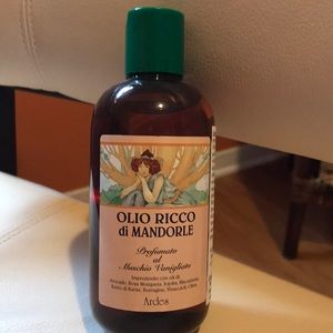 New Professional Olio Rocco di Mandorle - Almond Rich Body Oil ( Vanilla Musk )